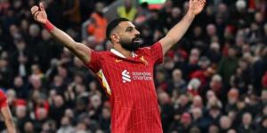 تجديد عقد محمد صلاح مع ليفربول.. تصريحات مثيرة وضغوط جماهيرية وعروض مغرية