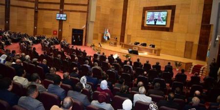 النعماني: جامعة سوهاج تقدم كل الدعم المادي واللوجستي لملف البحث العلمي - كورة نيوز