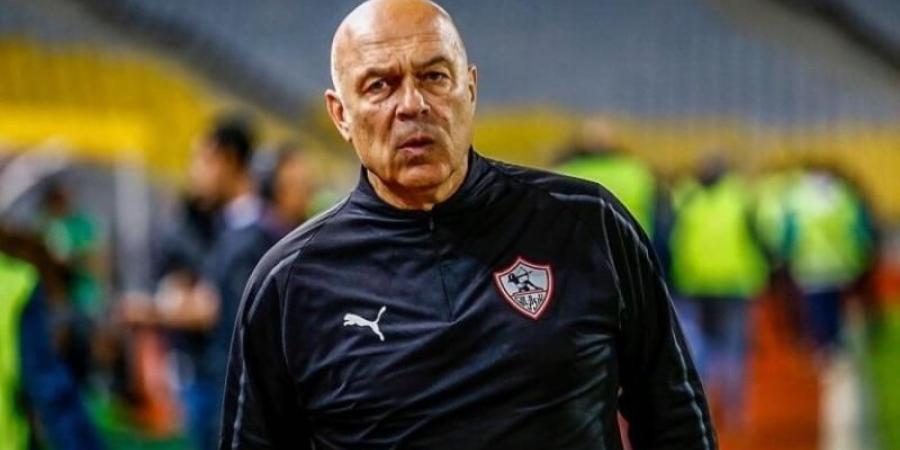 وصول كريستيان جروس إلى القاهرة لقيادة الزمالك ومتابعة مباراة المصري