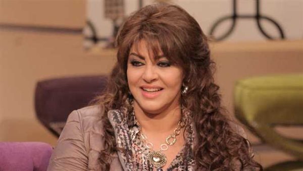 اليوم.. محاكمة مساعدة الفنانة هالة صدقي في اتهامها بالتهديد والابتزاز