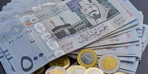 سعر الريال مقابل الجنيه المصري بمنتصف تعاملات اليوم الثلاثاء 7 يناير 2025